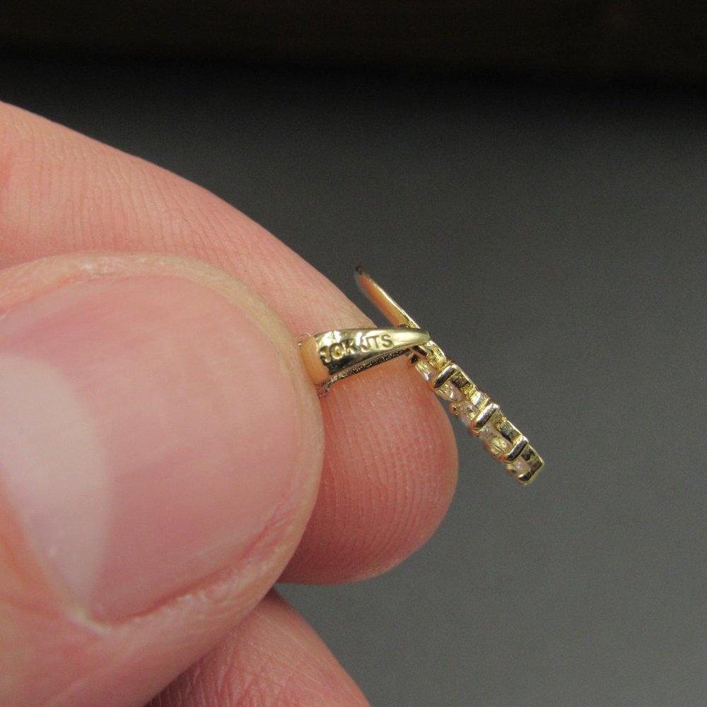 18" 10K Gold Cubic Zirconia Diamond Heart Necklace - Picture 4 of 7